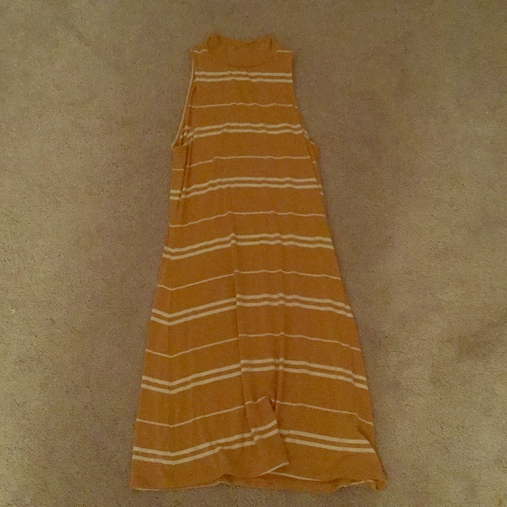 Aero midi dress